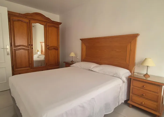 Apartamentos Bajel